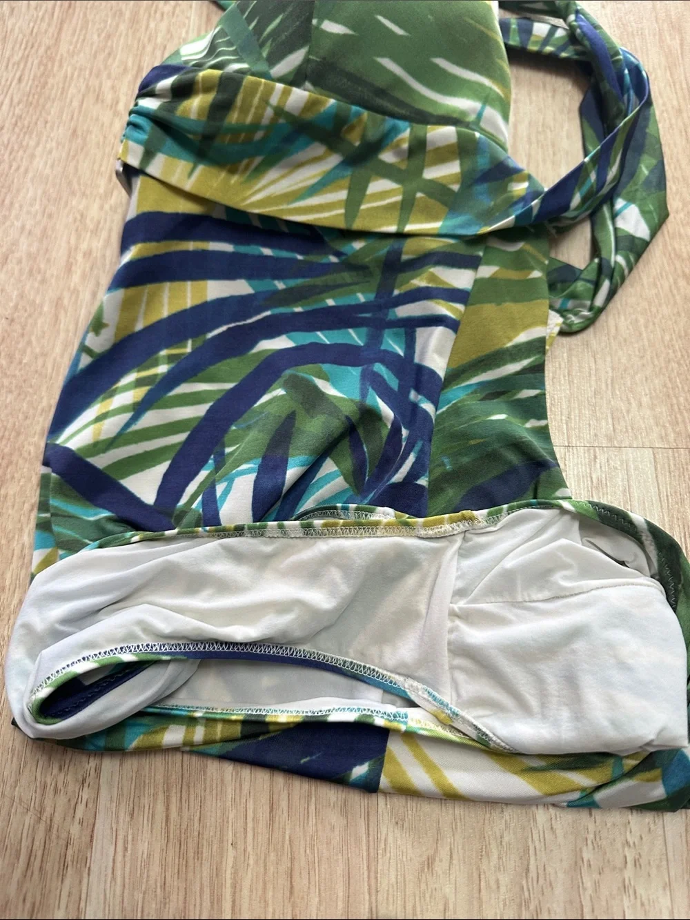 Cosabella Multicolor Tropical-Print Swimwear in Green, Blue & Yellow - Picture 7 of 7